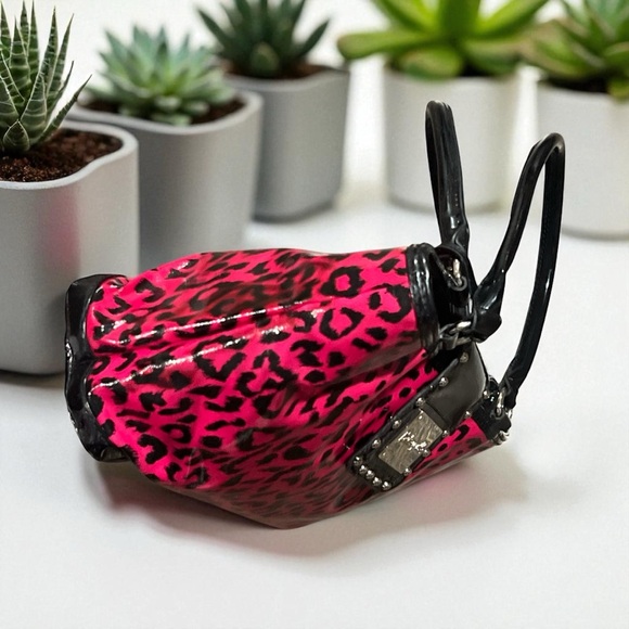 Betsey Johnson Vibrant Pink and Black Leopard Tote Bag - Picture 6 of 9
